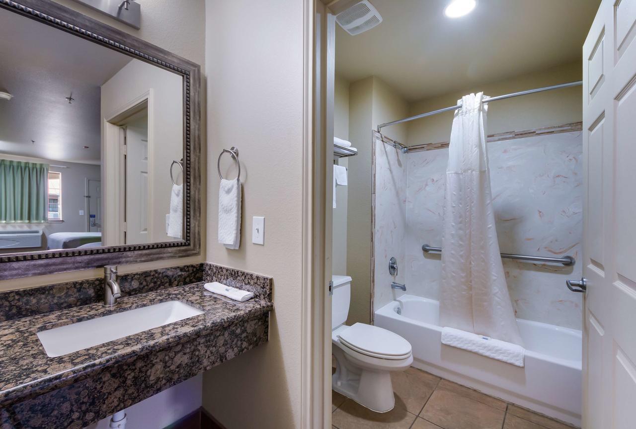 Motel 6 Floresville Buitenkant foto